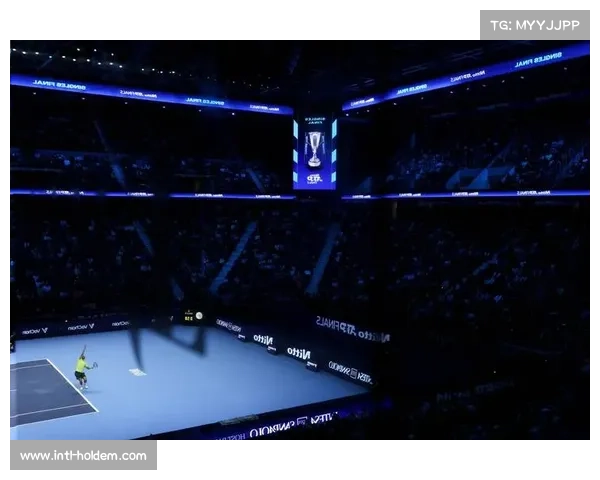 都灵总决赛鏖战三小时,辛纳主场逆转阿尔卡拉斯成功卫冕 都灵总决赛鏖战三小时,辛纳主场逆转阿尔卡拉斯成功卫冕